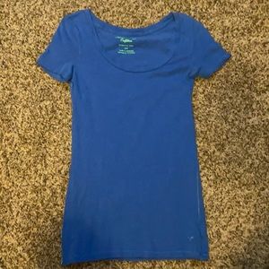 Fitted shirt size small